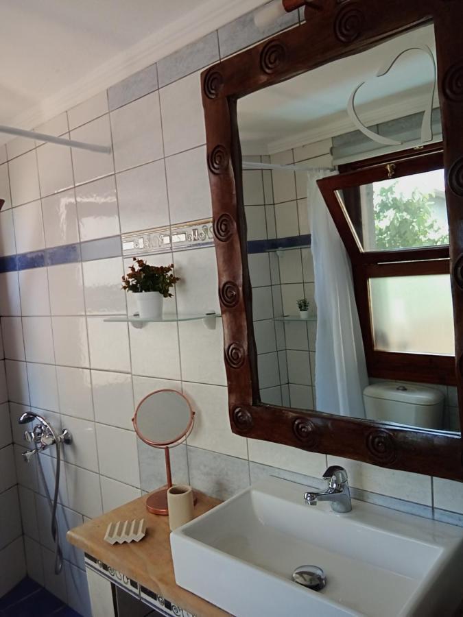 Kosta N'Tina Guest House Lefkada City Exterior photo